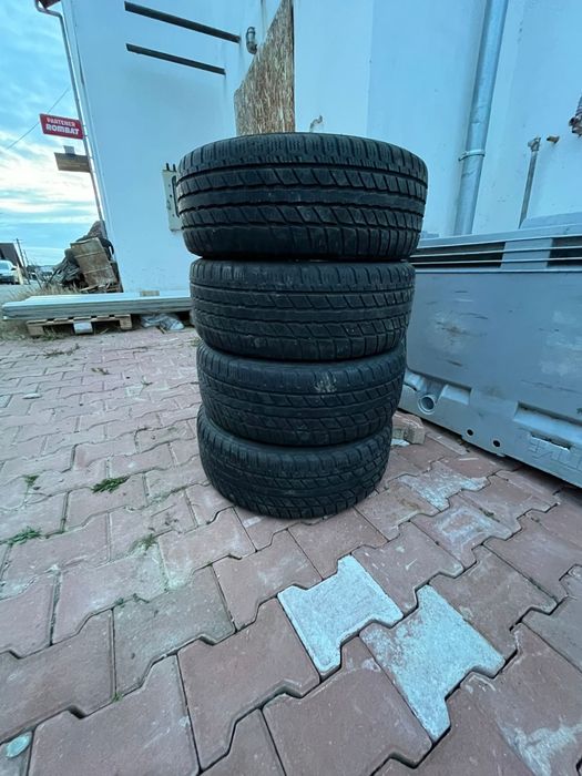 Vând anvelope in stare buna