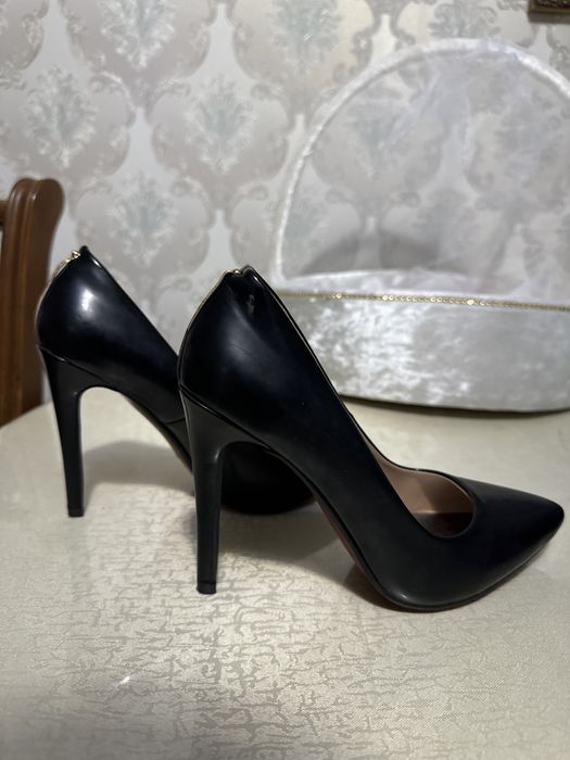 Туфли черные новые