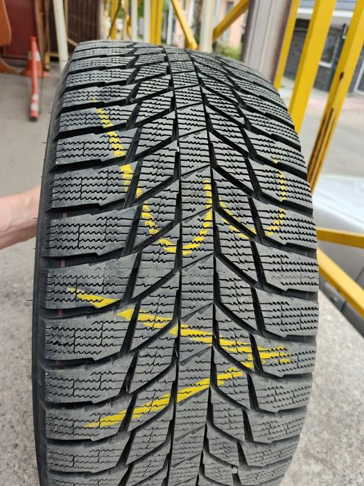 Зимняя резина 225/45R17