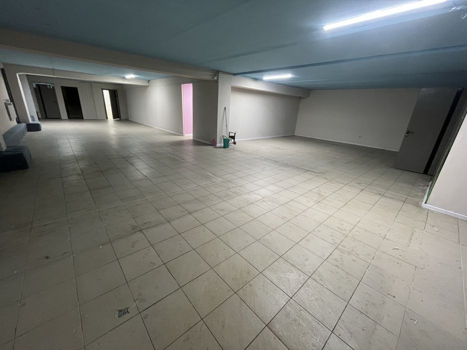 Сдам помещения в цокольном этаже.