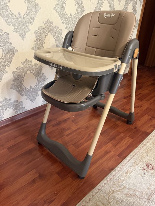 Столик для кормления