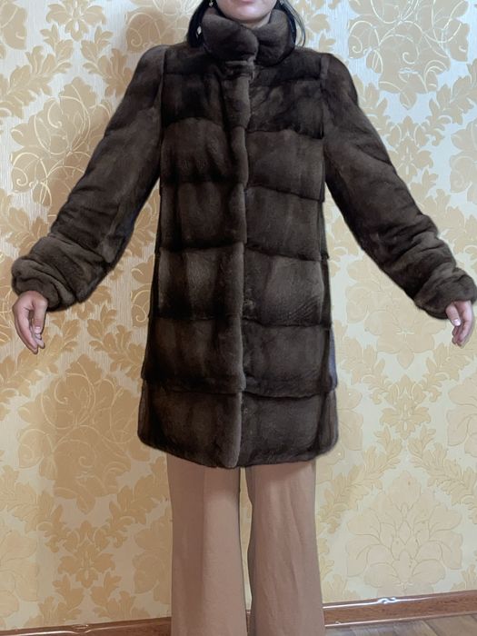 Срочна Шуба сатылады