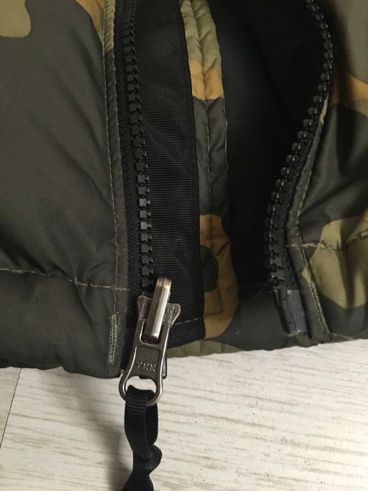 The North Face 700 Nuptse S