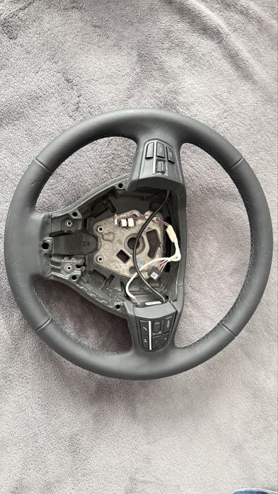 Volan nou BMW pt modelele F