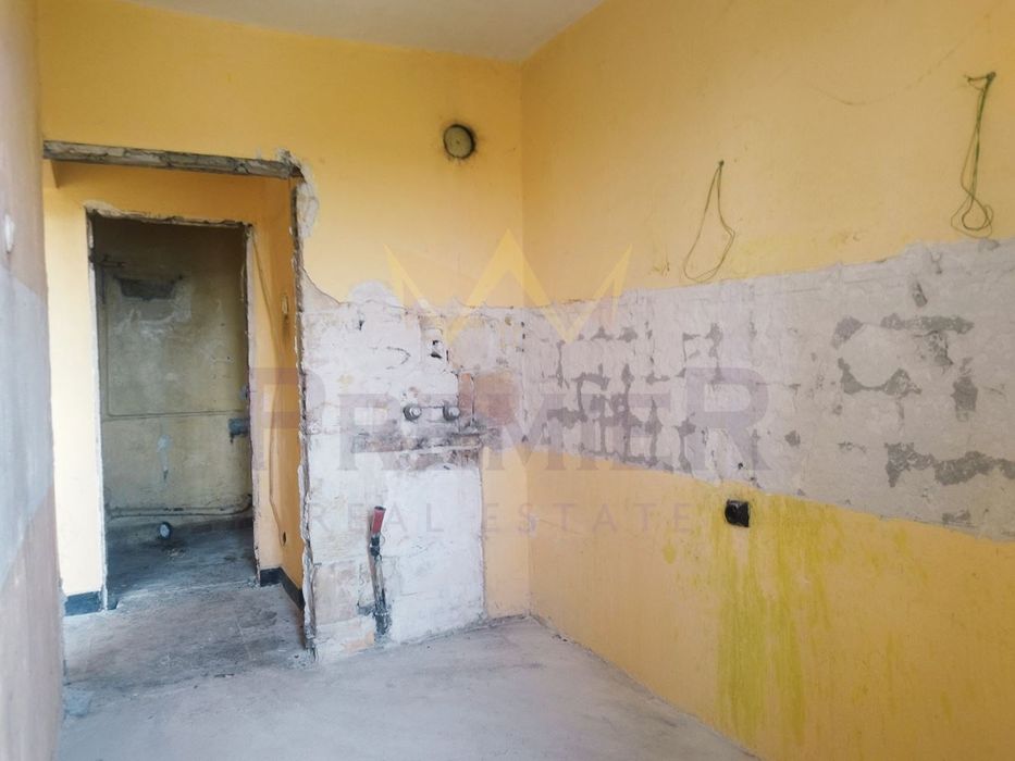 Продава се Едностаен апартамент в Добрич, Енергоразпределение - 50 кв.м за 720 €/кв.м - Снимка #4