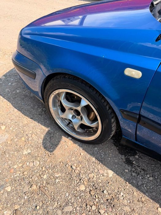 Golf 4 Cabrio 1.6 benzină doar 78000 km cu numere roși de Germania