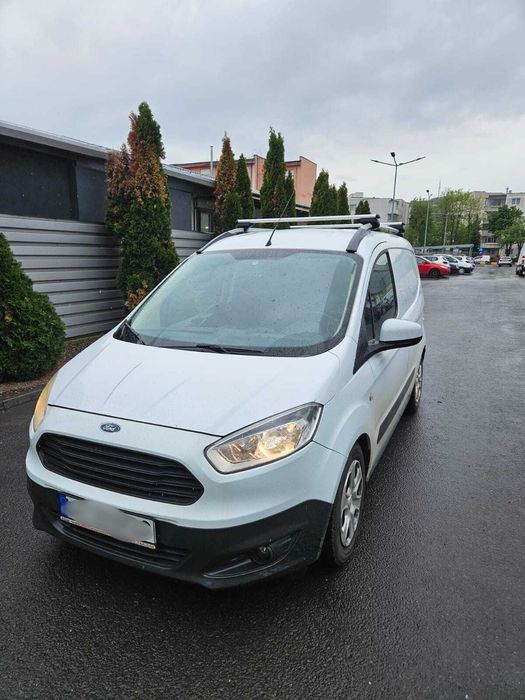 Ford Transit Courier - TVA deductibil