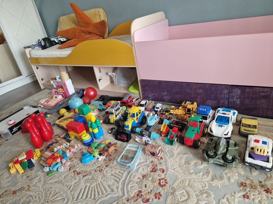 Срочно продам детские игрушки