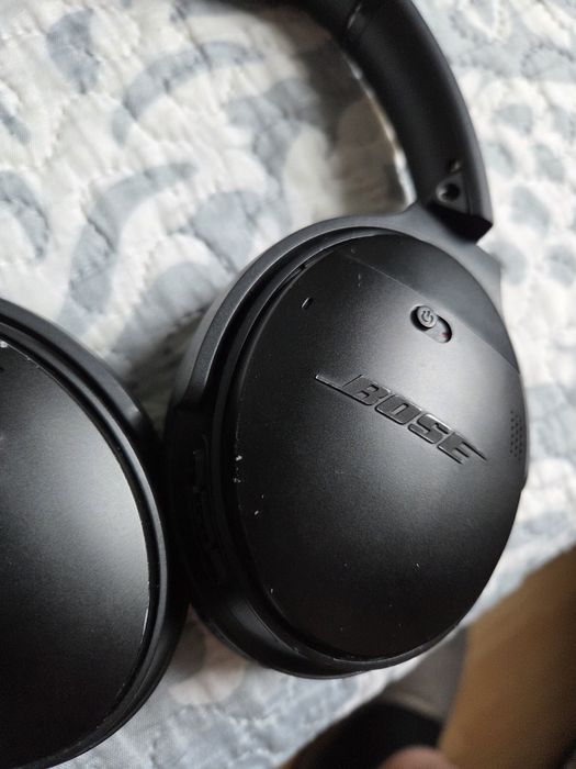 Vand casti bluetooth Bose QC 35