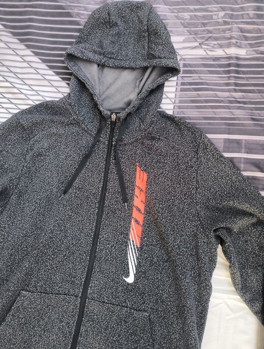 Nike L размер Мъжко горнище суичър