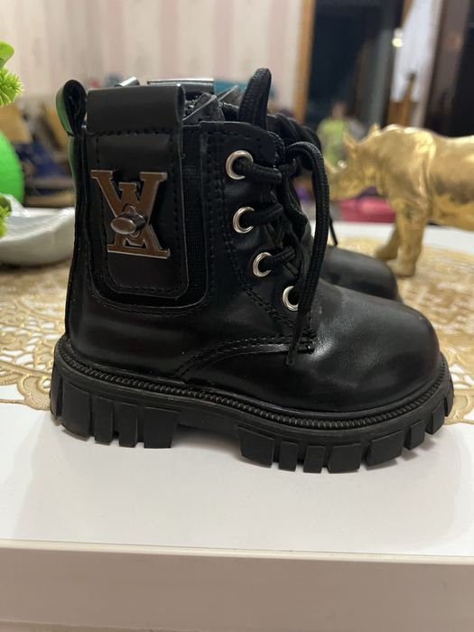 Детская обувь размеры уточняйте