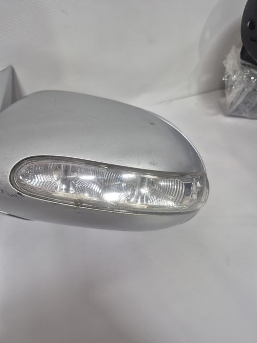 Зеркало боковое  Mercedes W209