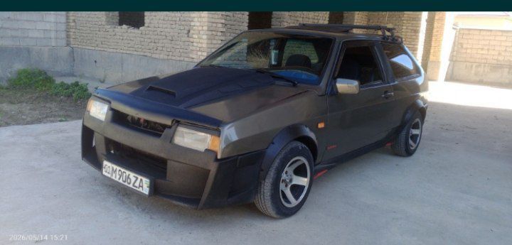 Vaz 2108 sotiladi