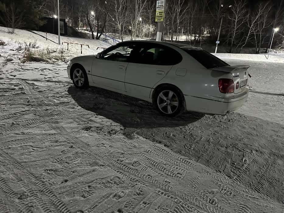 Продам лексус gs300