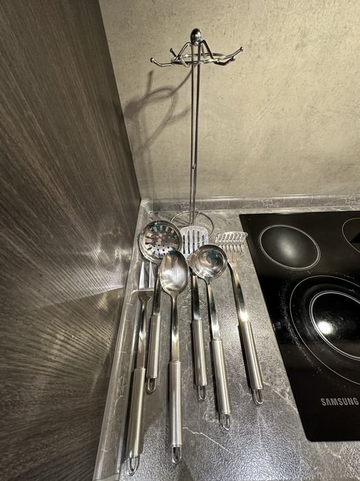 Продам поварешки бренда Elamina