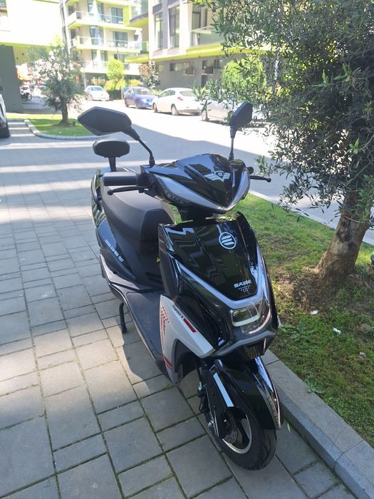 Vând scuter electric Saige