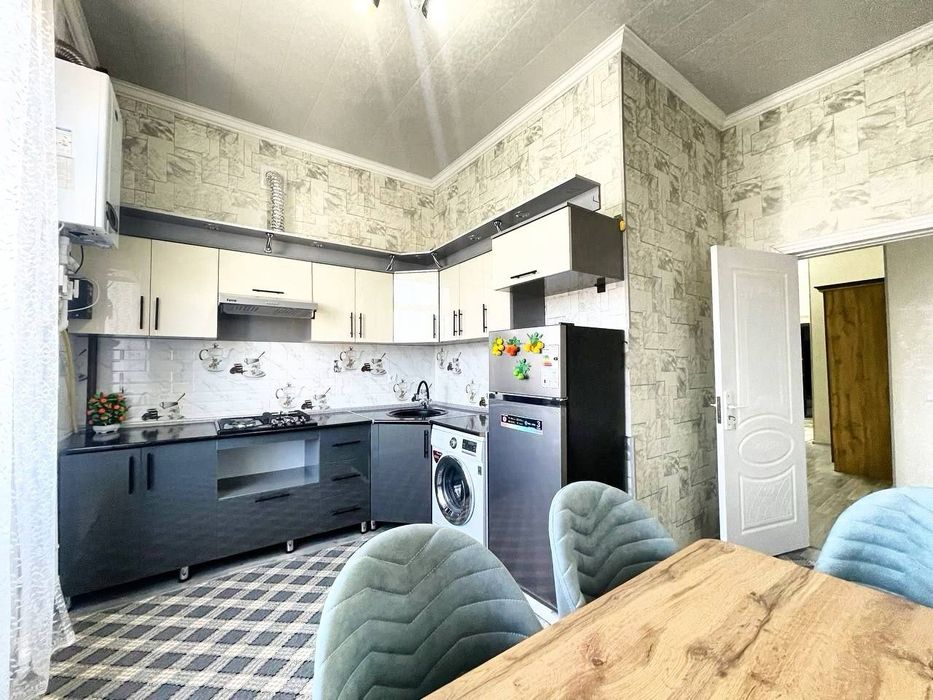 Yunusobod metro bekati