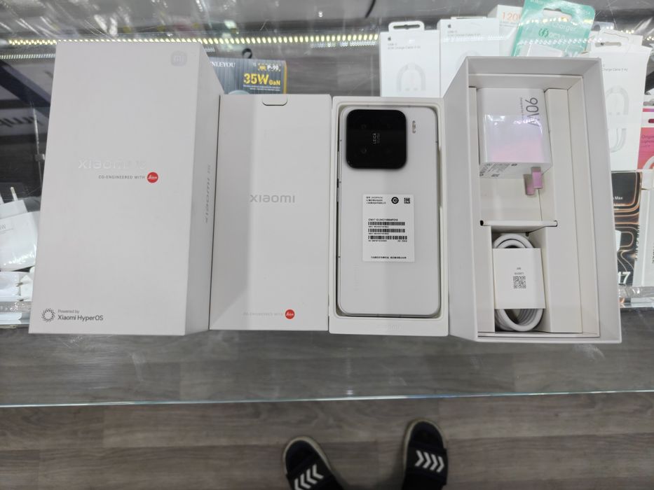 Xiaomi 15  china versiya