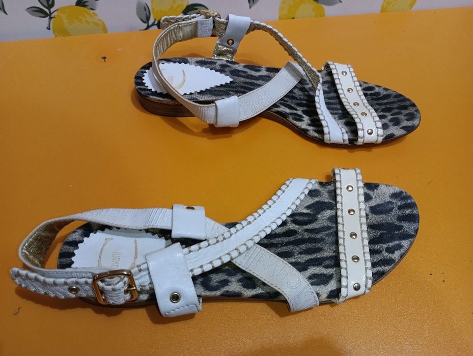 Just Cavalli N 37,5 - 42 лв