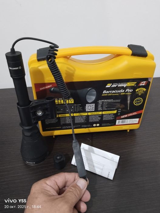 Фонарь. Barracuda Pro. USA.