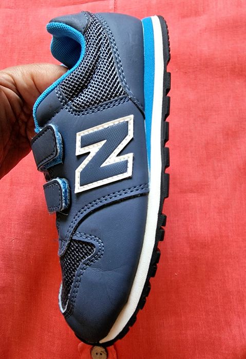 Adidasi New balance