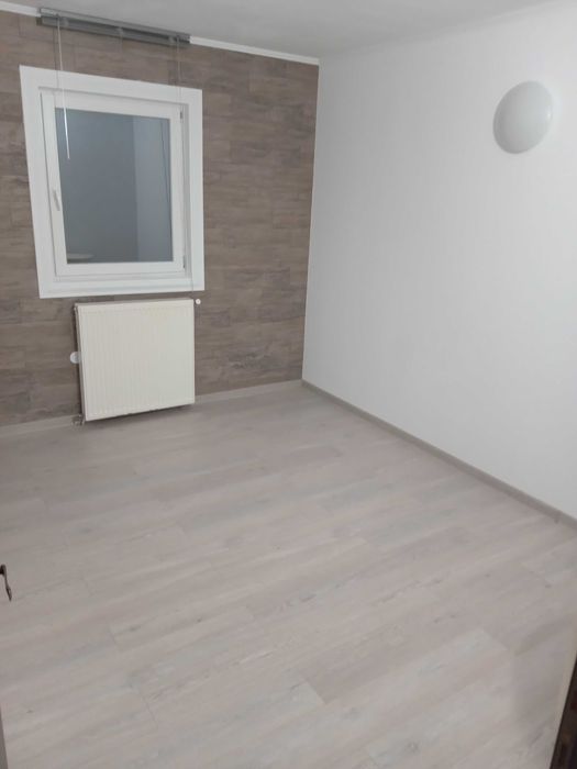 Vila de închiriat  Prelungirea Bradului