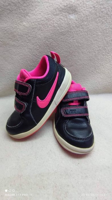 Детски спортни обувки 2 чифта 30 лв /Disney и маратонки Nike