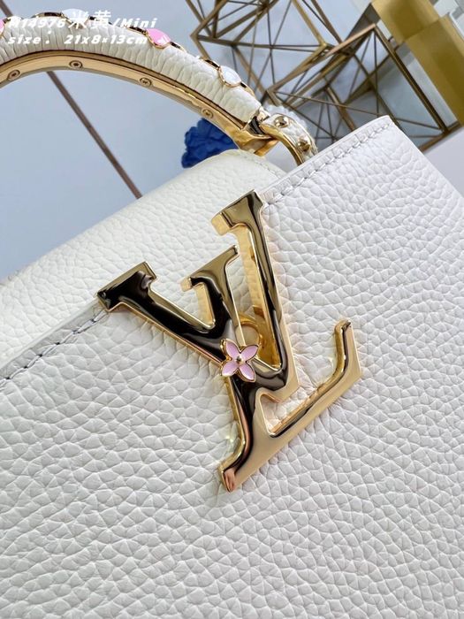 Geanta Louis Vuitton Capucines