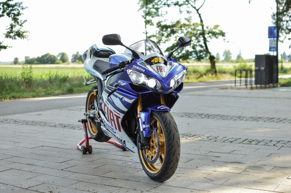 Yamaha r1 rn19 2008 editie limitata  14000 km