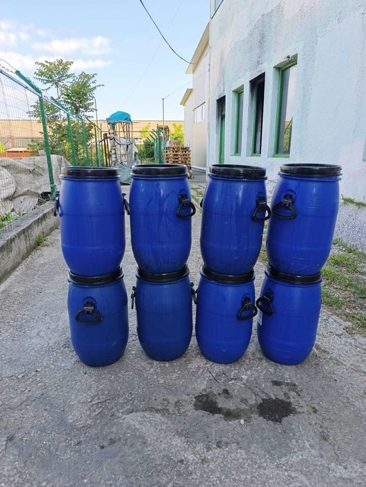 Бидони от PVC 30 L с капак и скоби