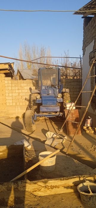 трактор сотилади