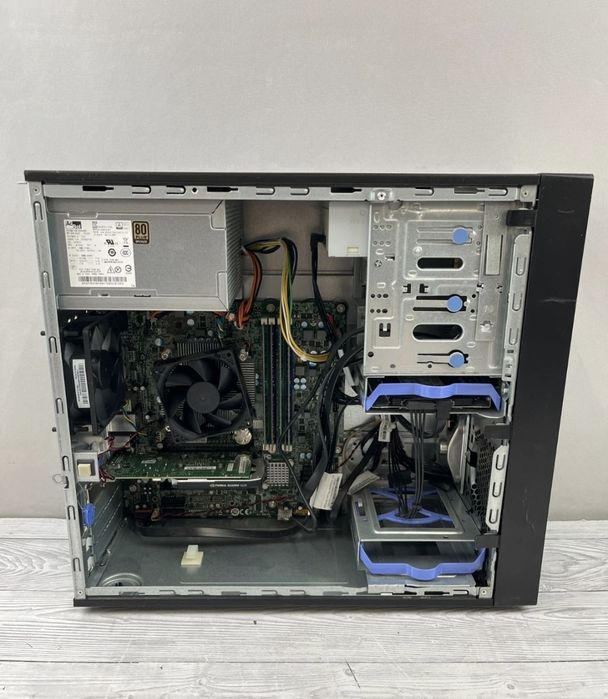 Lenovo ThinkStation | Xeon E3-1245 v5 | 32GB RAM DDR4 | Nvidia P620 | 256 SSD
