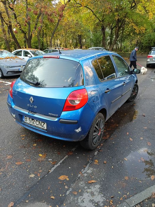 RENAULT 4 2006 — imagine 3