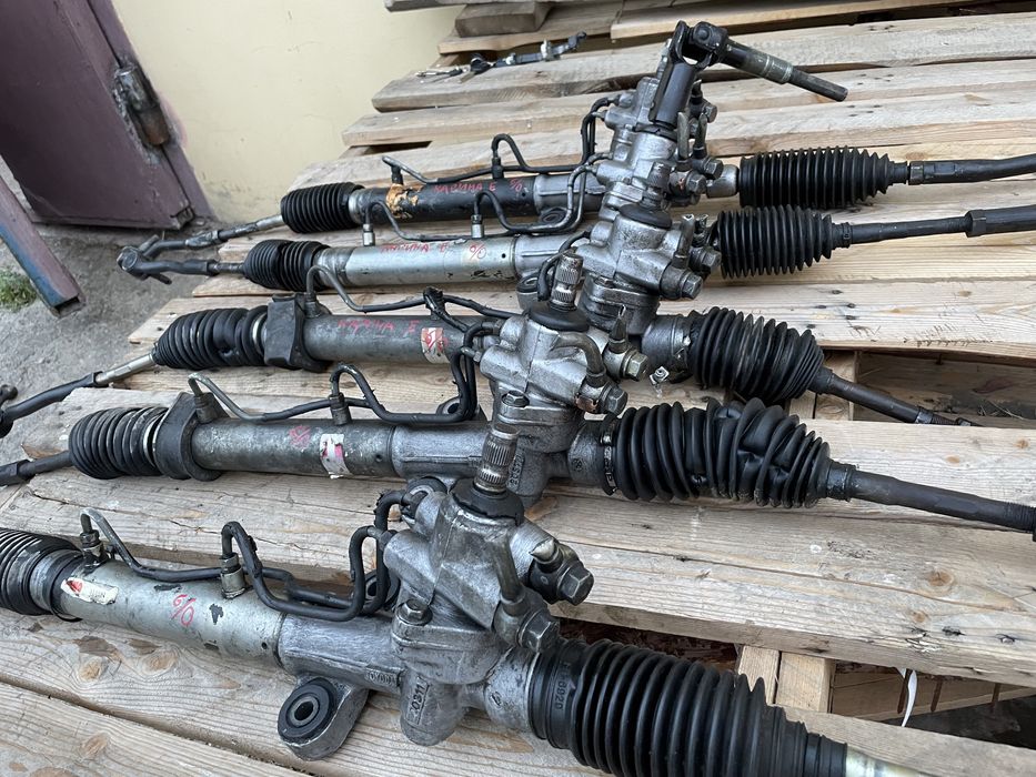 Рулевая рейка Тойота Карина Е оригинал Toyota Carina E