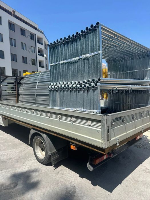 Строително скеле под наем