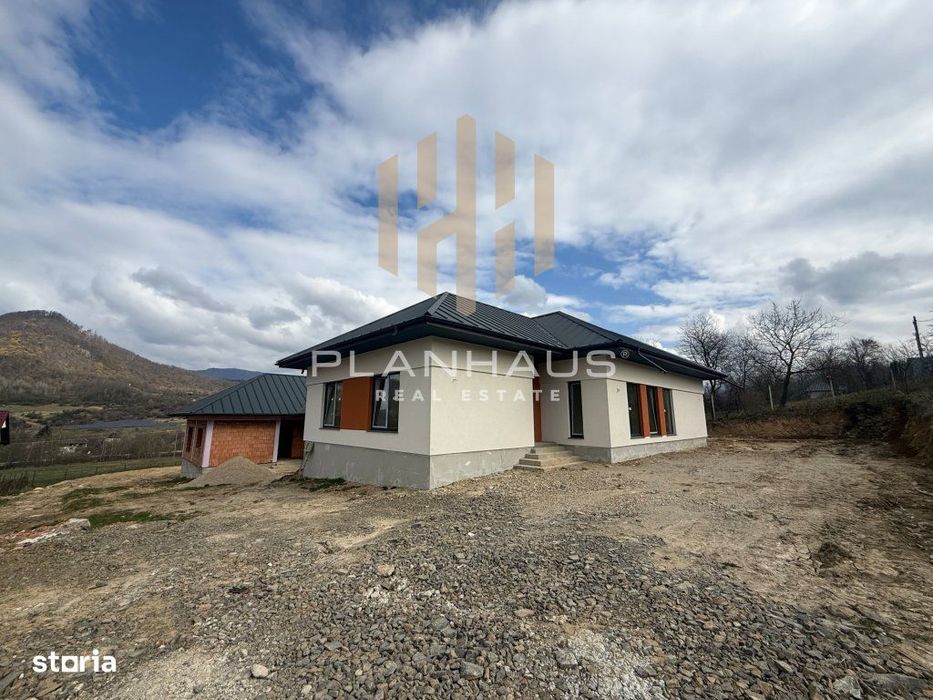 Casa individuala Tautii de Sus,zona rezidentiala,600 mp teren