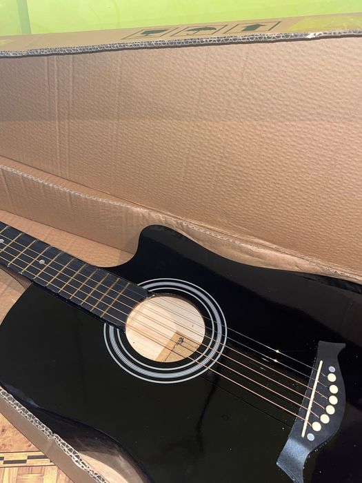 гитара аккулистика