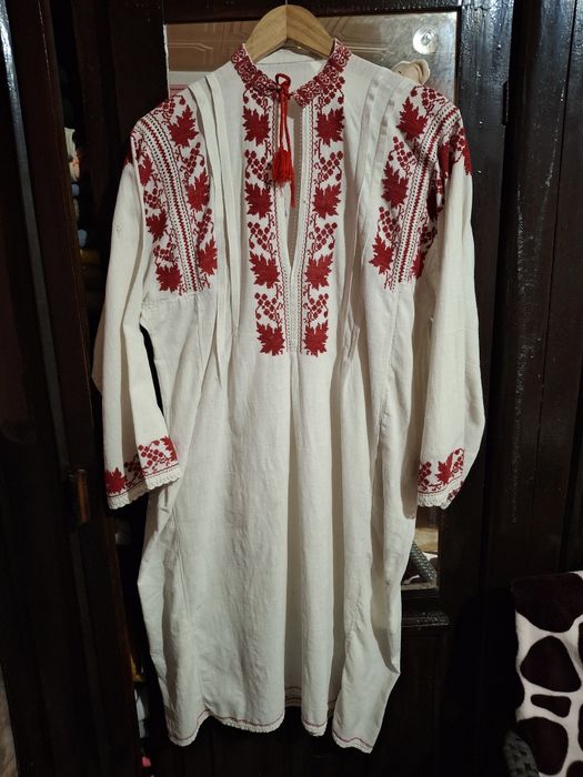 Ie barbateasca foarte veche