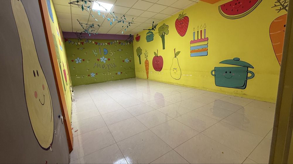 Сдам 3х этажное здание 933м2  в доль дороги Учтепа Без комиссии! F88