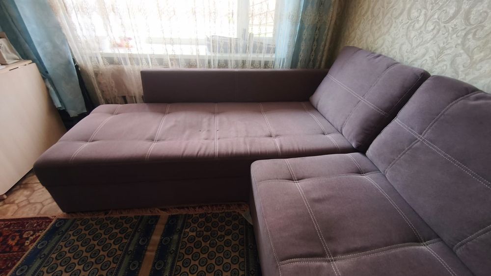 Продам диван угловой