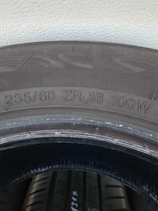 Летни гуми 4 броя VREDESTEIN UltracSatin 235 60 R16 дот 1217