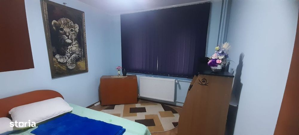 3 camere zona OZANA,metrou 1 decembrie 1918 la 10 min