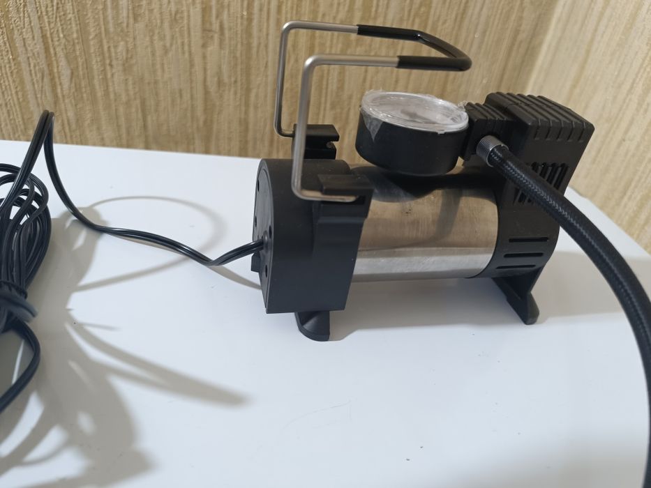 Автокомпрессор для шин