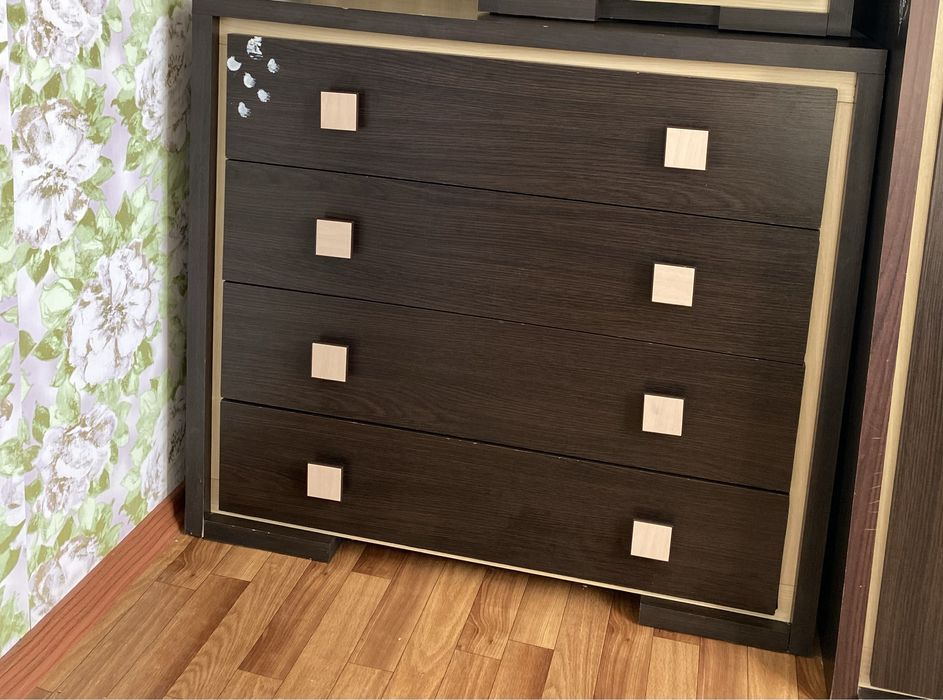 Продам   Спальный Гарнитур