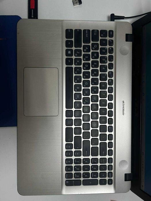продаю ноутбук Asus