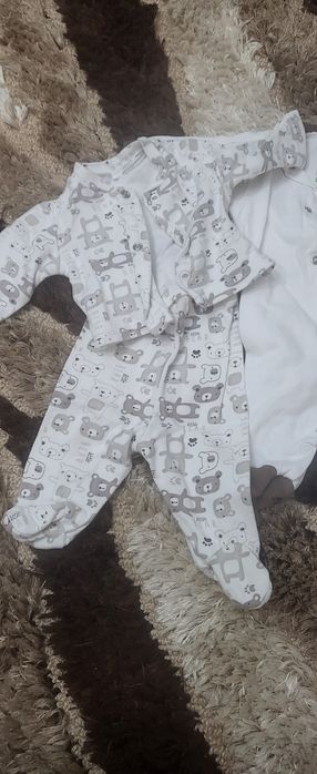 Бебешки дрехи 2 големи плика за момче 0-6м