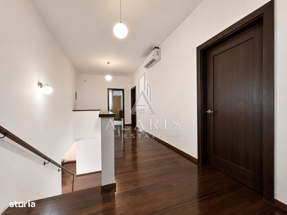 Casa individuala cu 4 camere, piscina, in Dumbravita