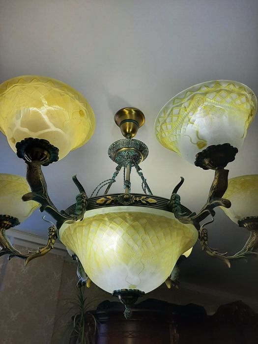 Люстра производство Балтийский стиль