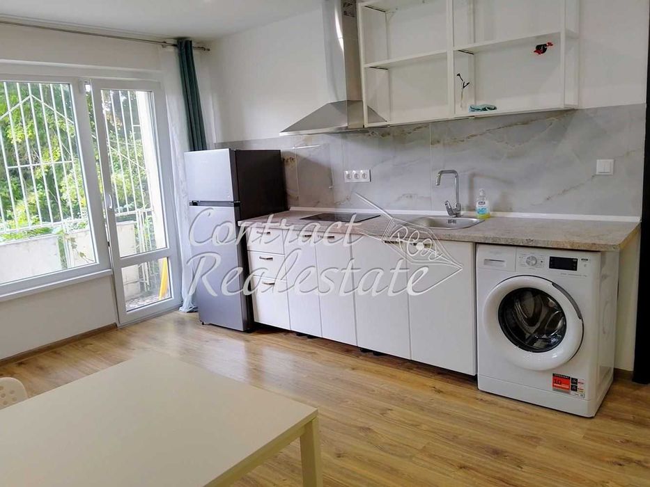 Дава се под наем Двустаен апартамент в Варна, Трошево - 50 кв.м за 408 € - Снимка #1