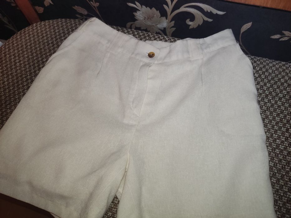 Фирменные шорты, качество отличное, лён материал